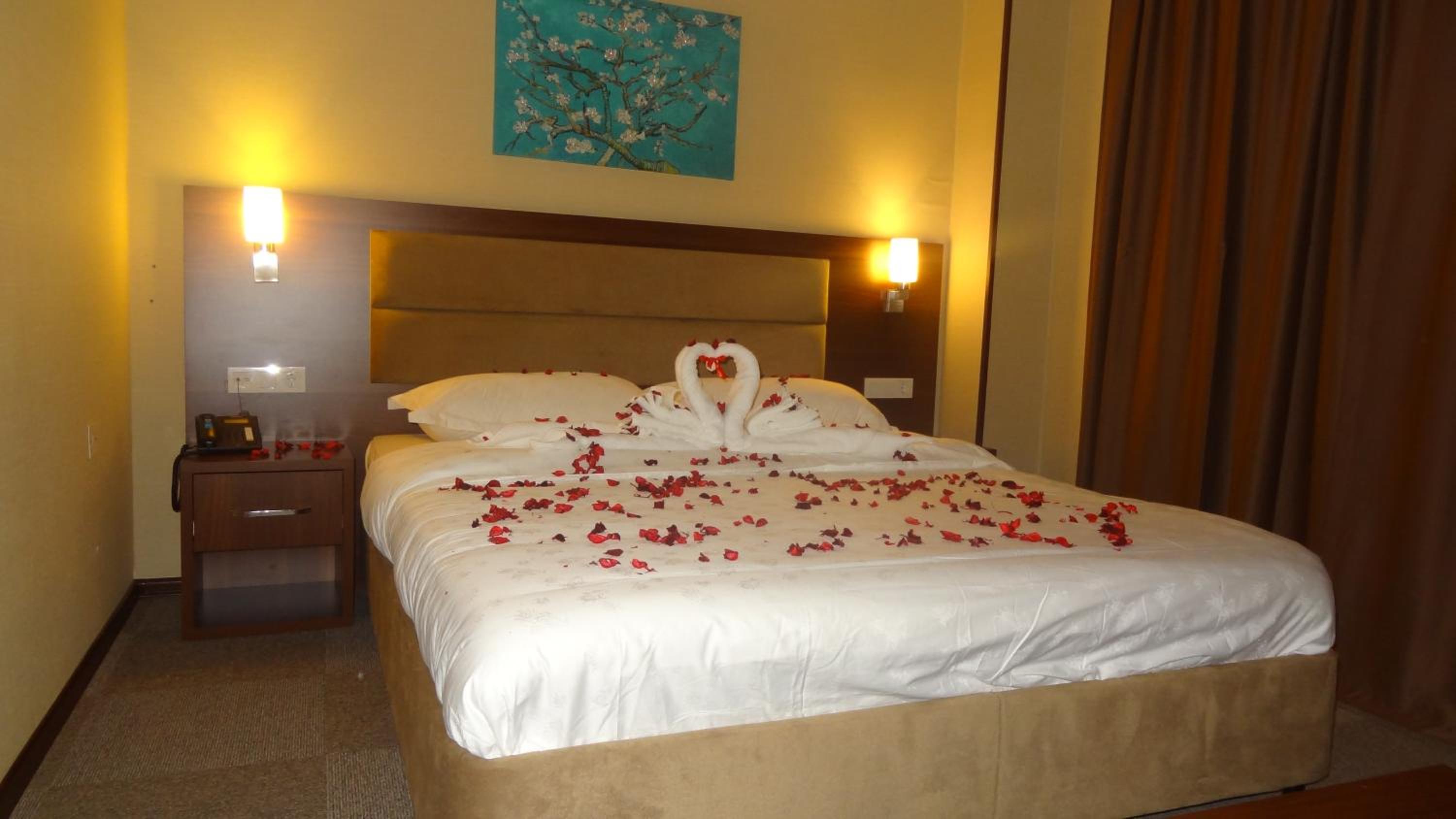 Halwachy Hotel 24/63