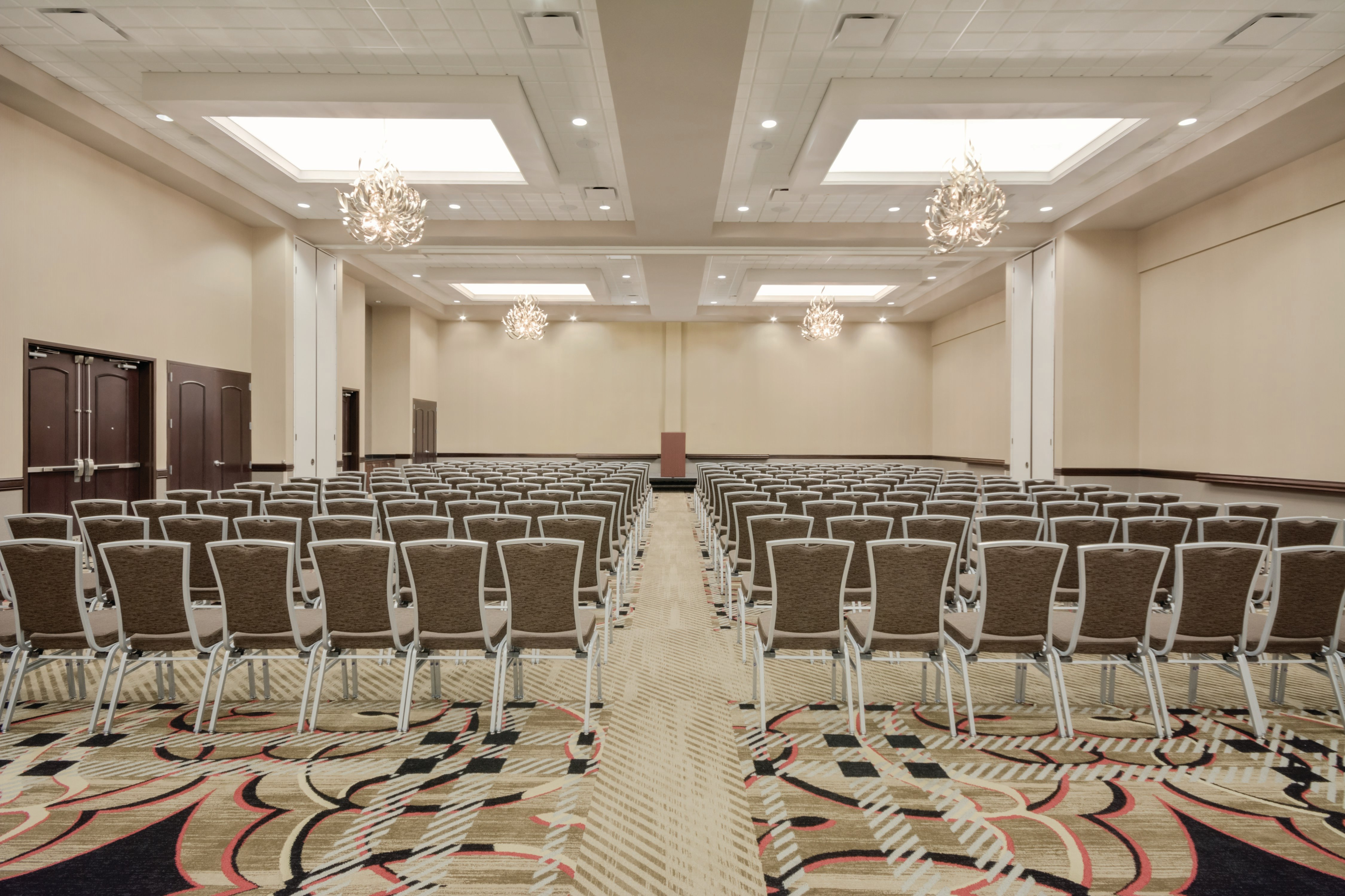 Embassy Suites by Hilton Tuscaloosa Alabama Downtown 75/79