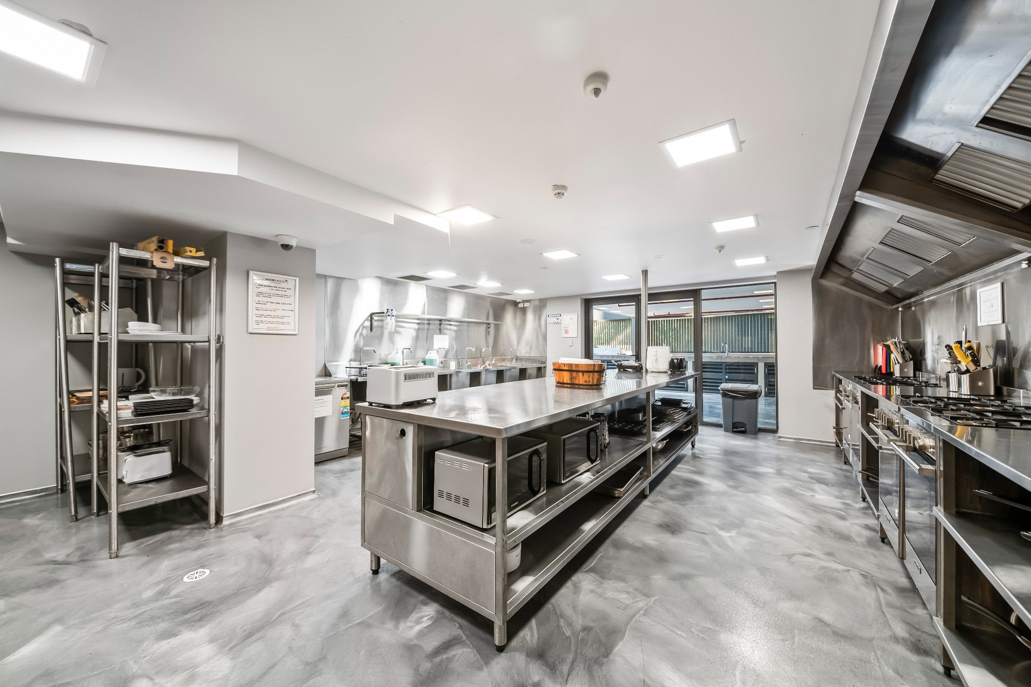 Studio 8 Residences - Adults Only 4/35
