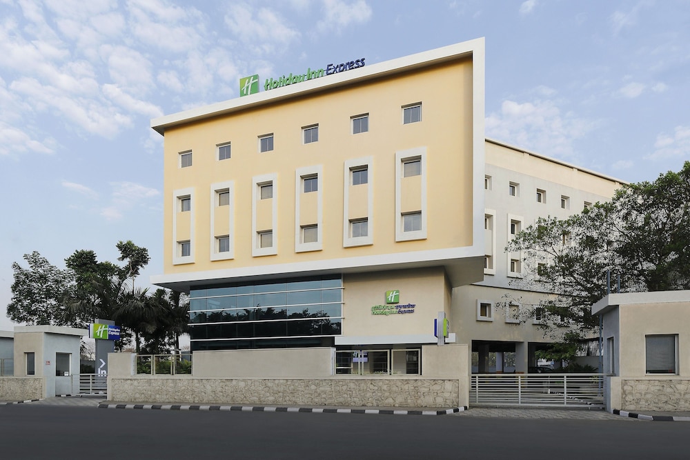 Holiday Inn Express Pune Pimpri 2/49