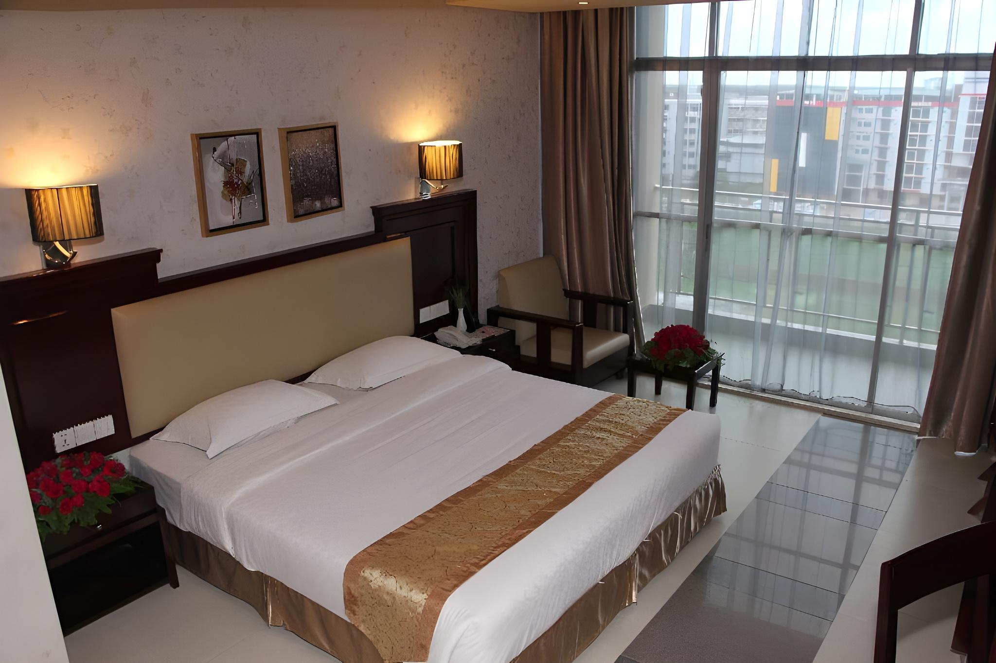 Deluxe, Double Bed, Hill View
