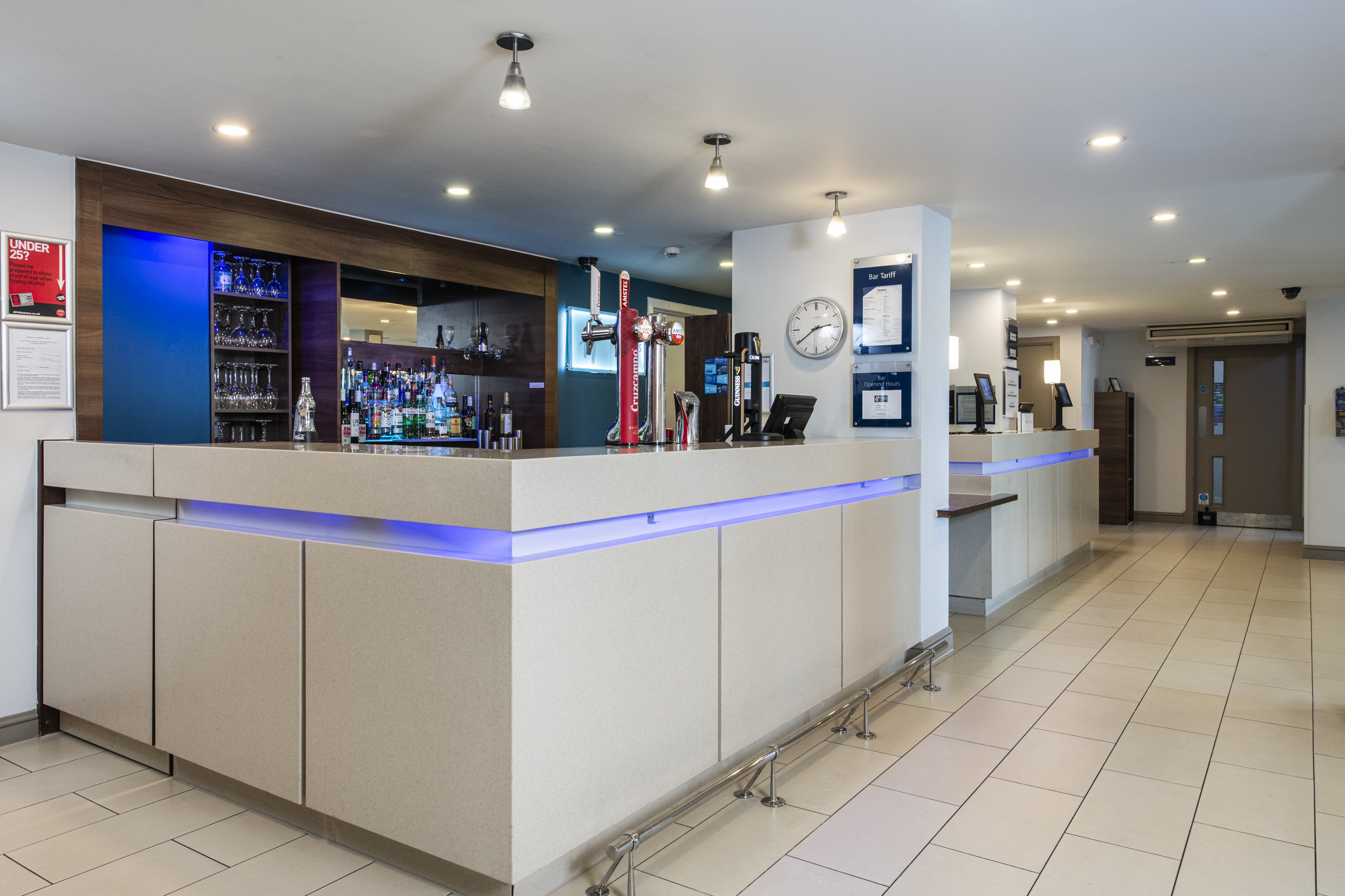 Holiday Inn Express Stirling 6/56
