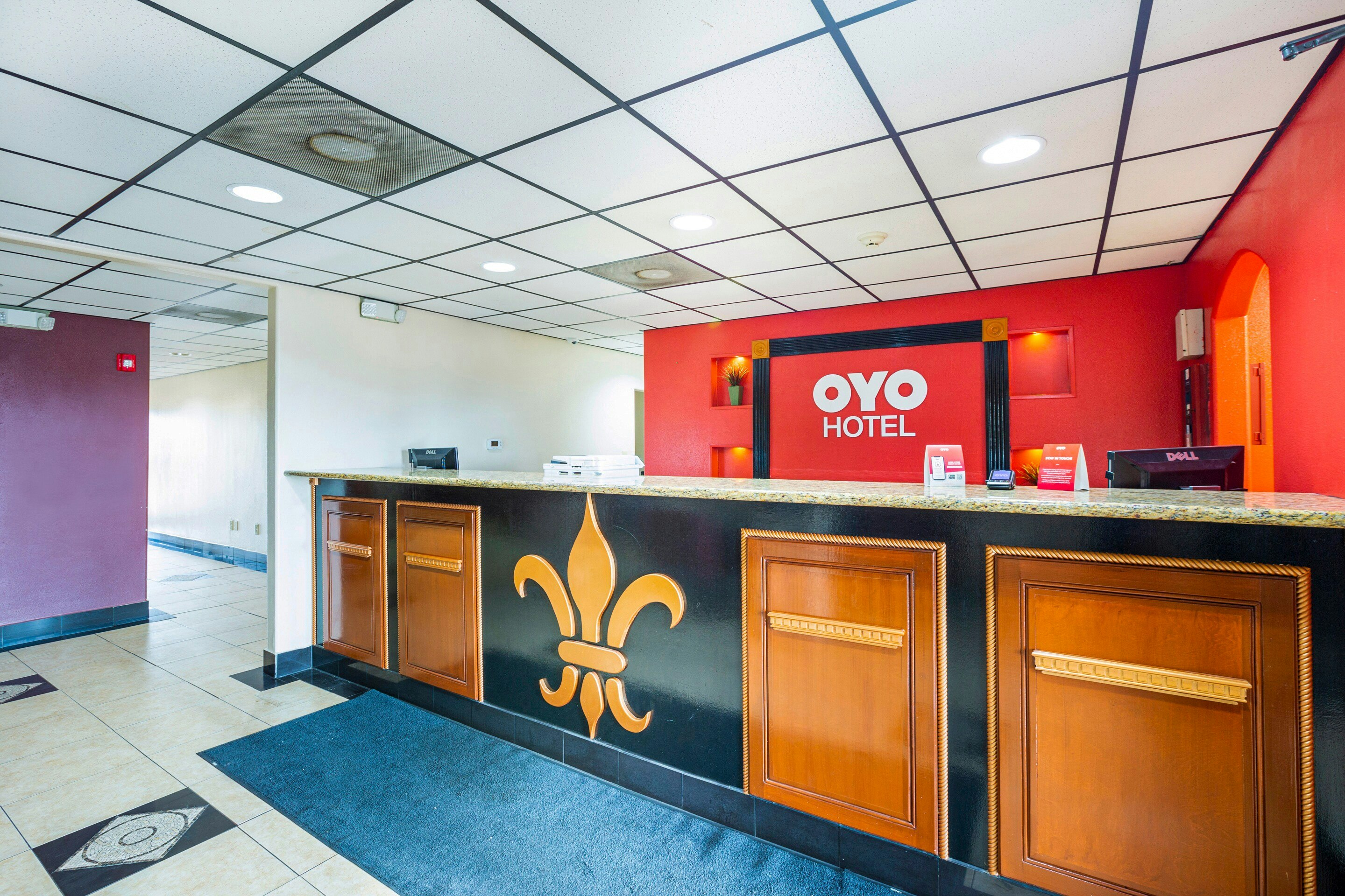 OYO Hotel LSU 11/70