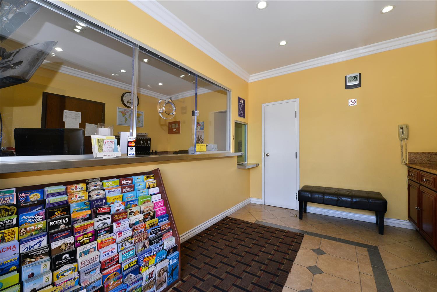 Americas Best Value Inn & Suites Los Angeles Downtown SW 10/15