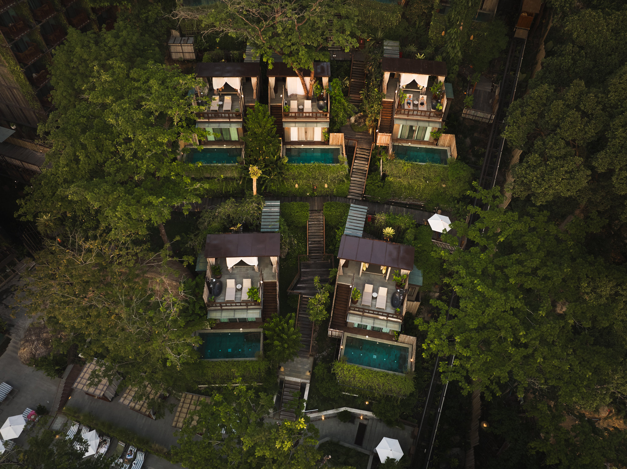 Dinso Resort 45/50
