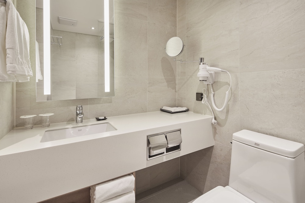 Ramada Encore by Wyndham Gimpo Han River Hotel 67/68