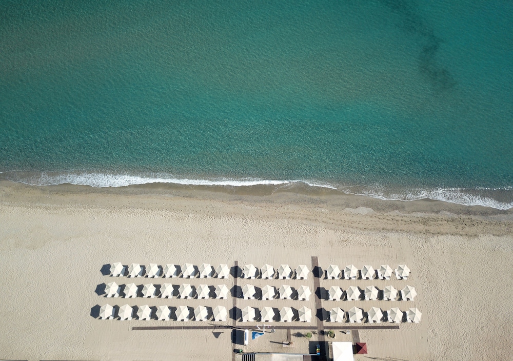 Atlantis Beach 82/87