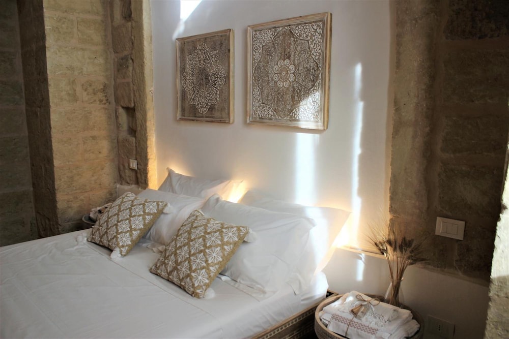 Li Perrini Boutique B&B 13/50