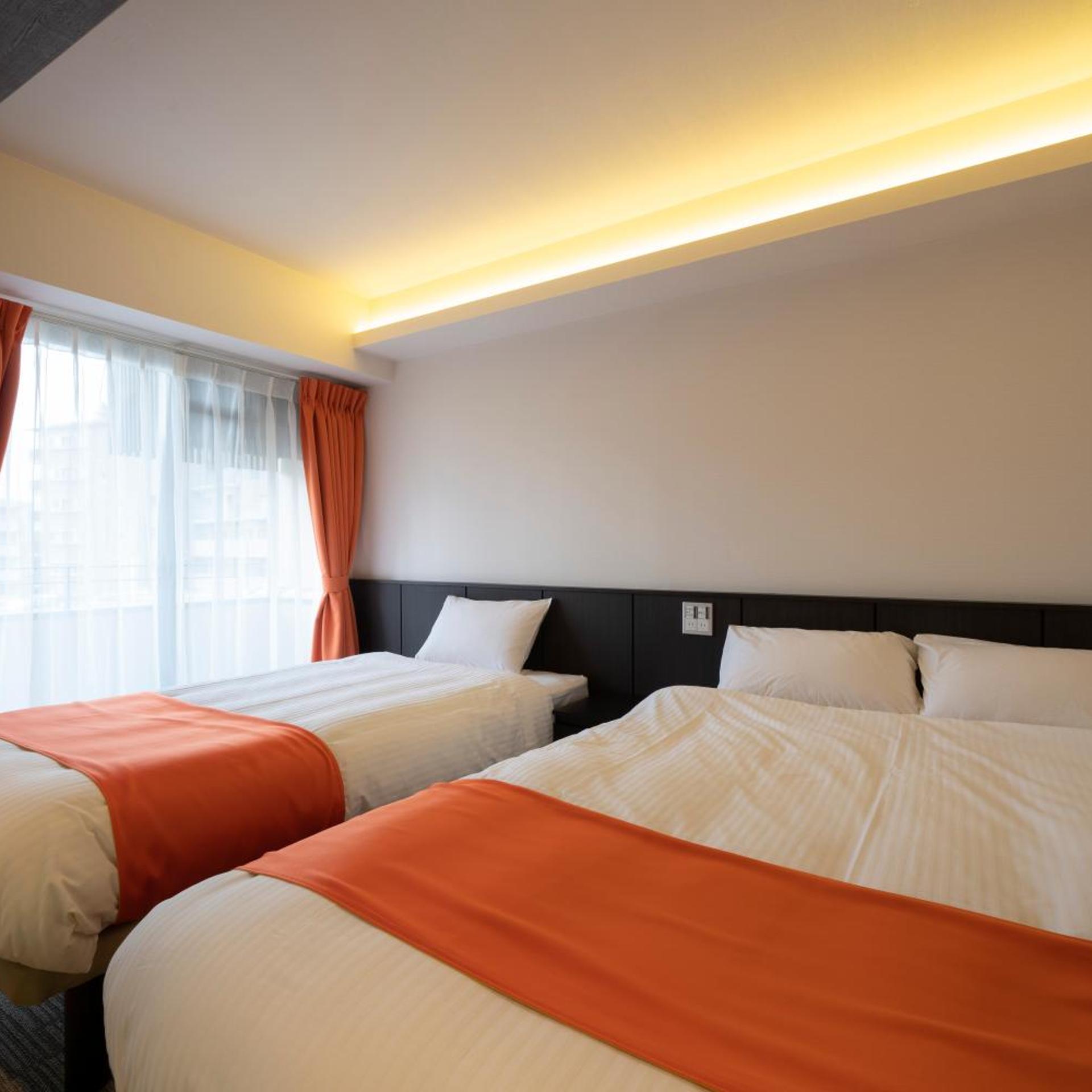 Room, Single Bed, Large