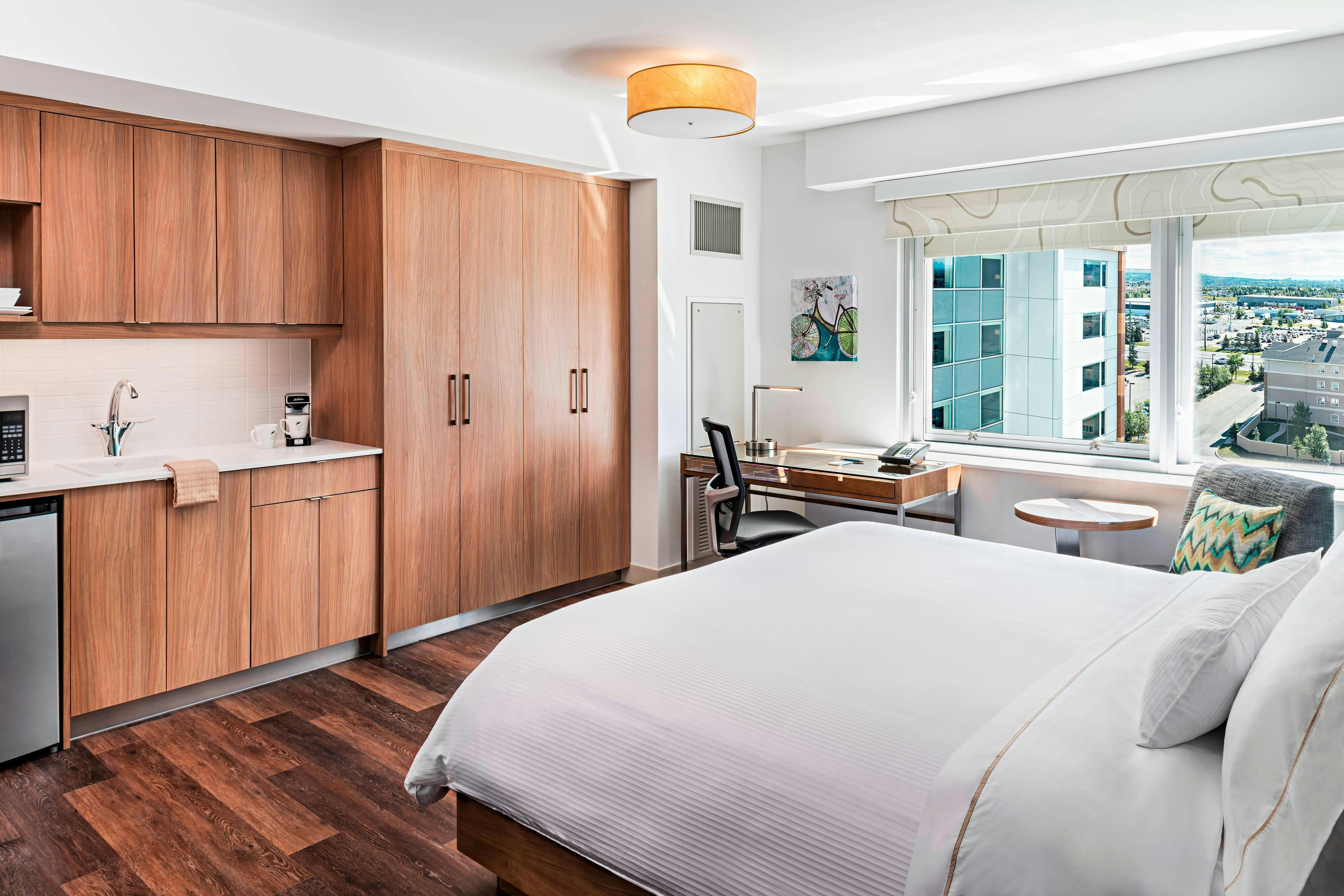 Element by Westin Calgary Airport 2/6