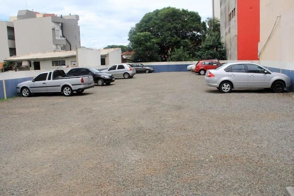 Hotel Doral Apucarana 30/38