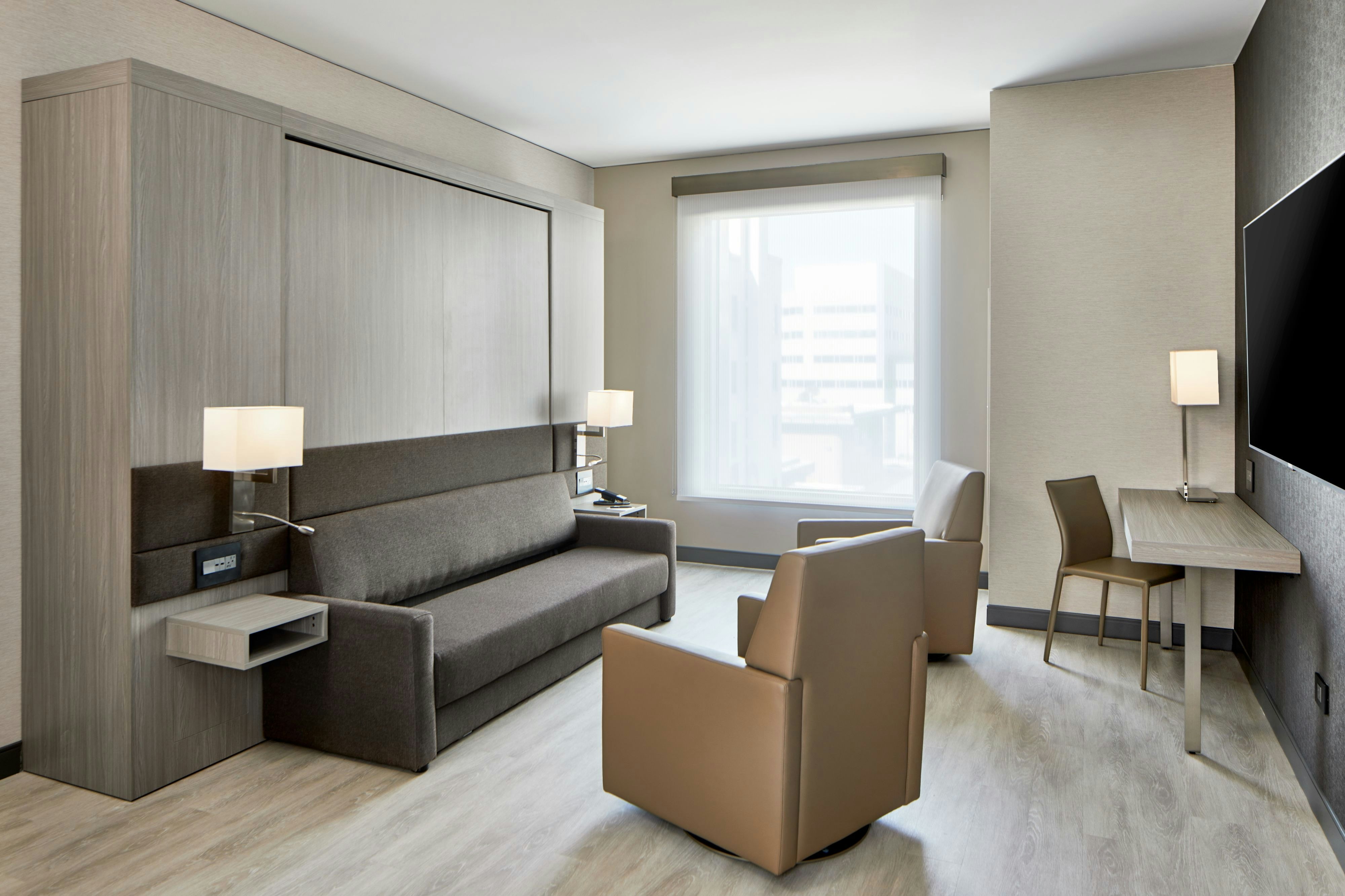 Ac Hotel By Marriott Sacramento 1/1