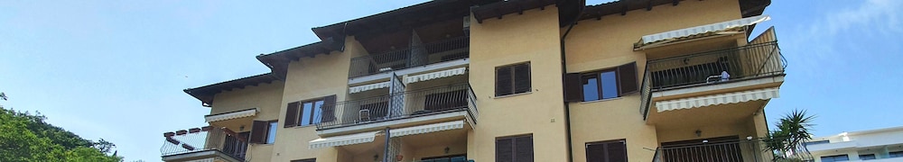 Villa Roses Apartments & Wellness 1/50