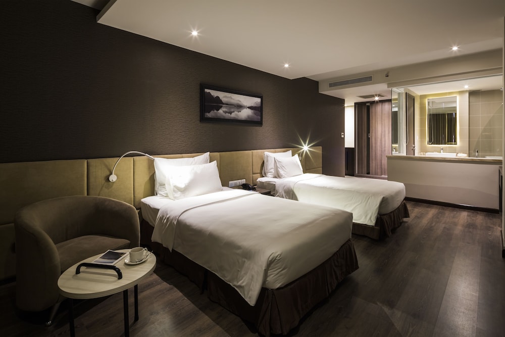 Alana Nha Trang Beach Hotel 19/83