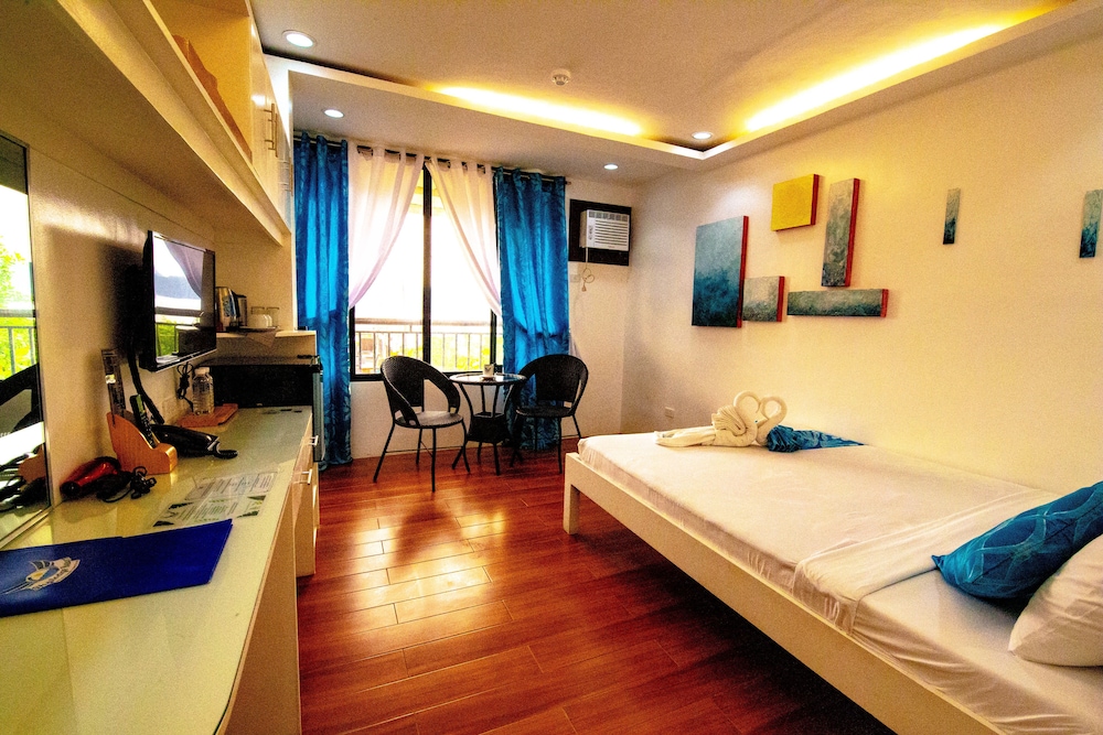 Skylodge Resort 2/50