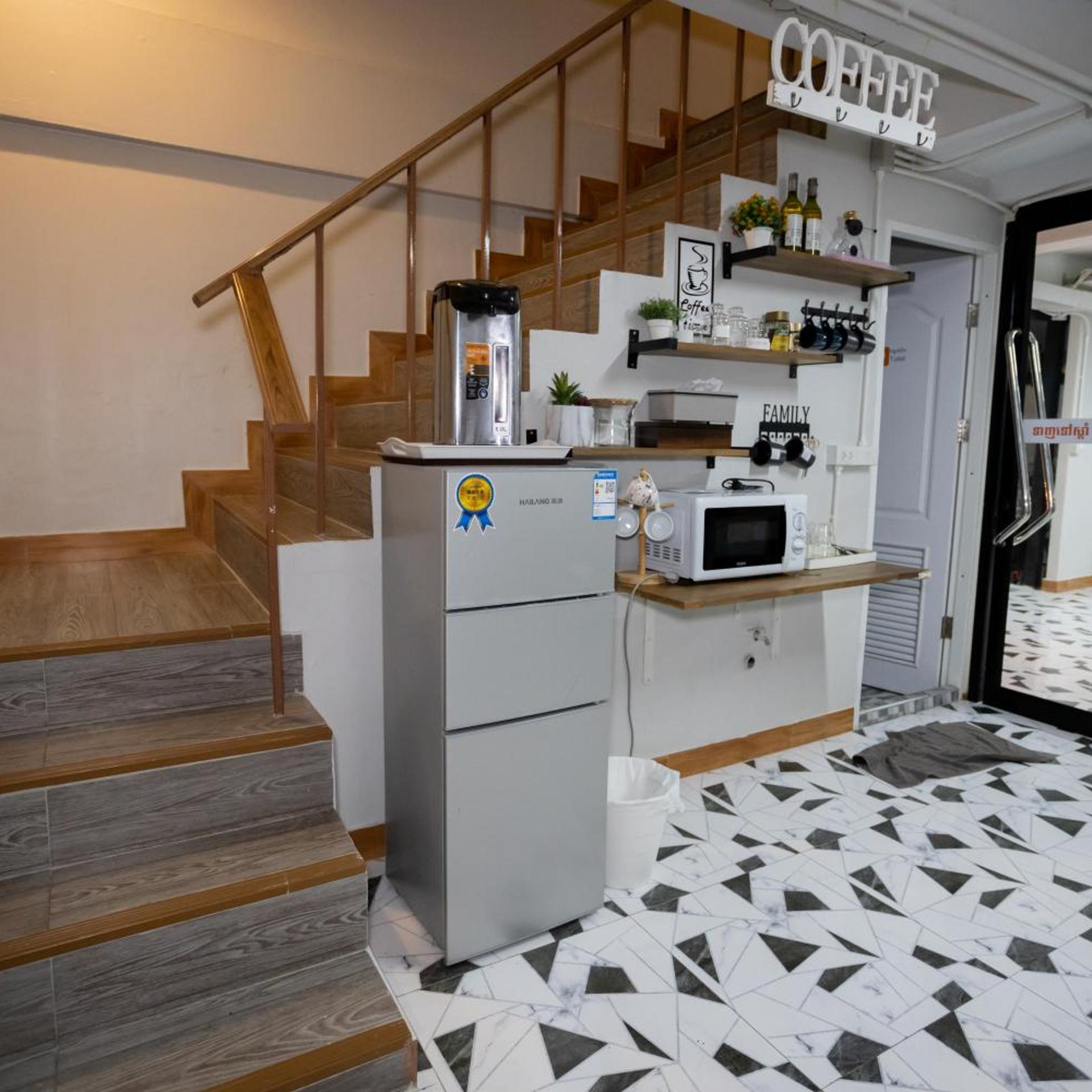 Pratunam Family House 2 9/50