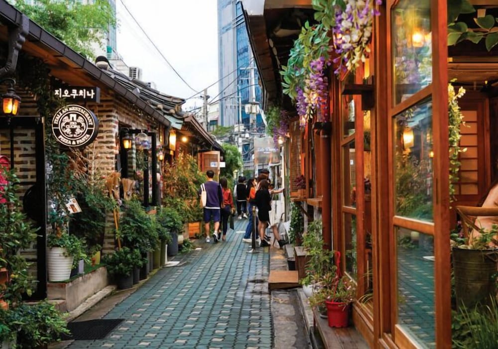 Jongno Lumia Tourist Hotel 7/69