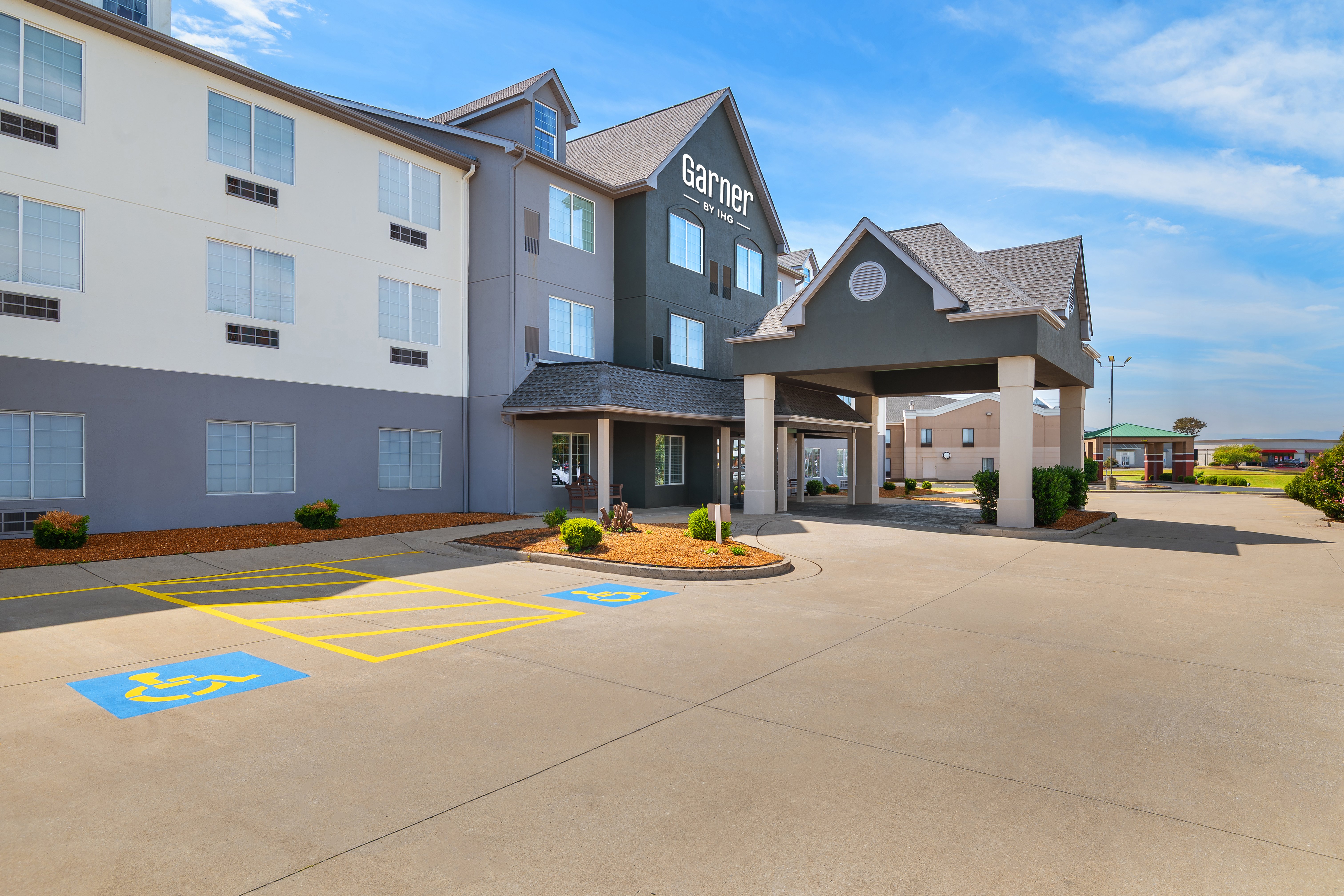Garner Hotel Paducah West by IHG 42/45