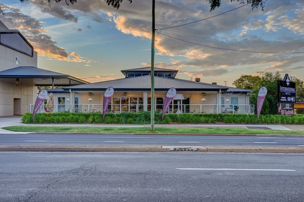 International Hotel Wagga Wagga 1/66