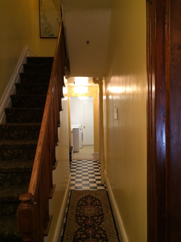 Incentra Village Guest House 41/50