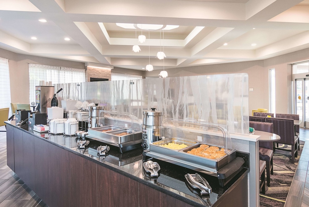La Quinta Inn & Suites by Wyndham Atlanta Conyers 30/46