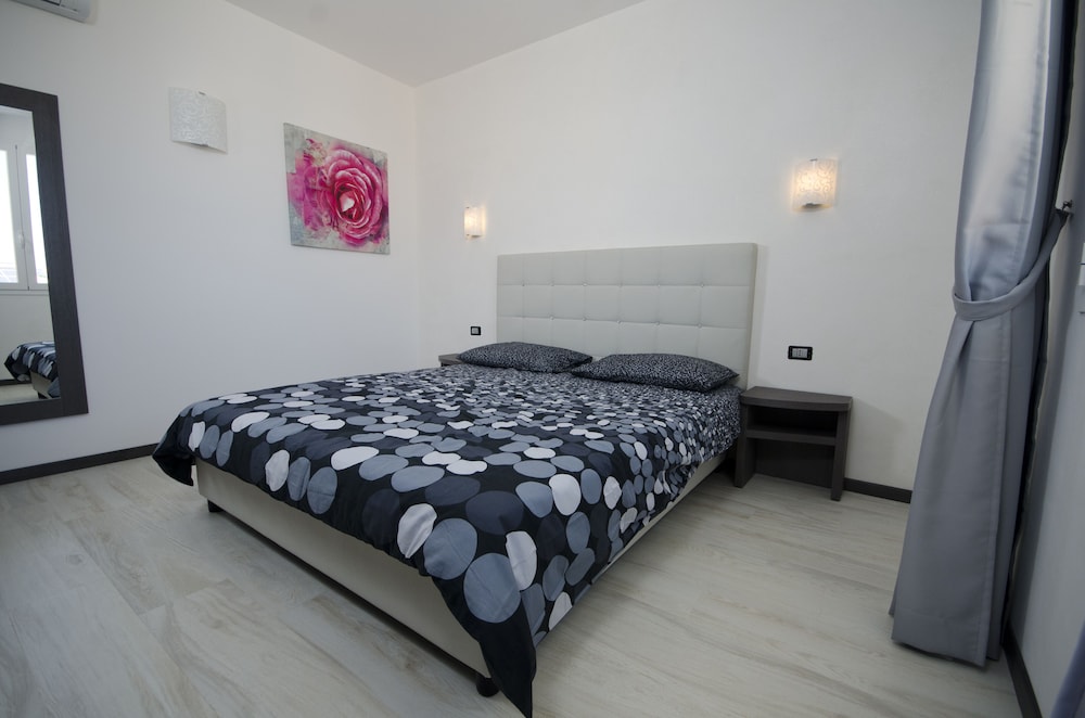 Deluxe, Apartment, 1 Double and 3 Single Beds