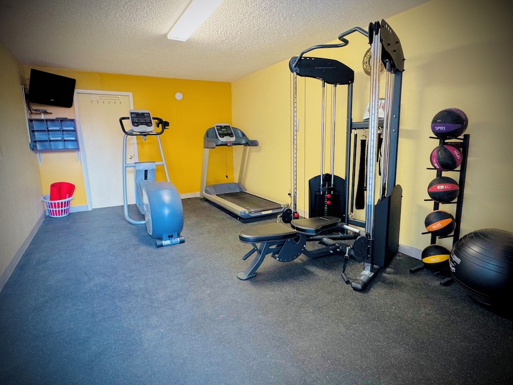 Alamo Inn 8/17