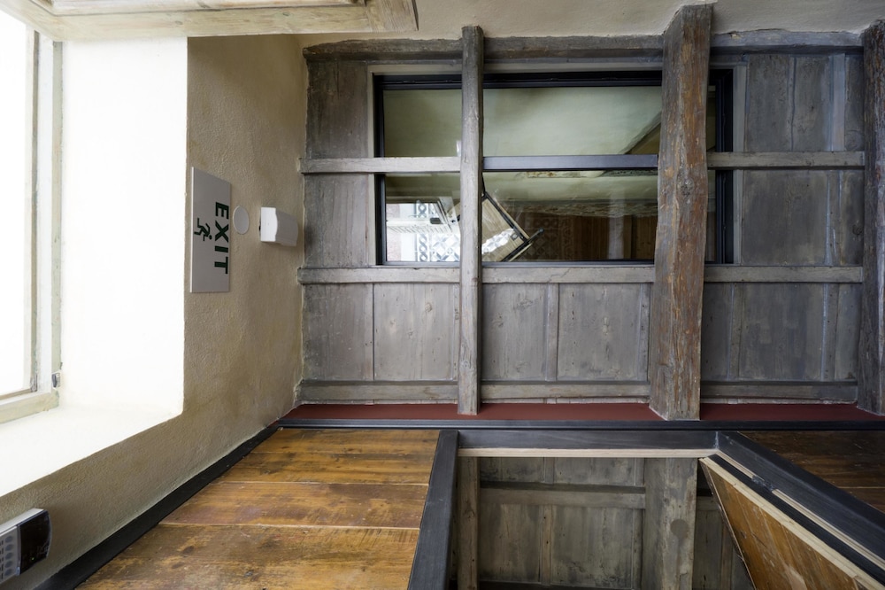 Evans House 12/50