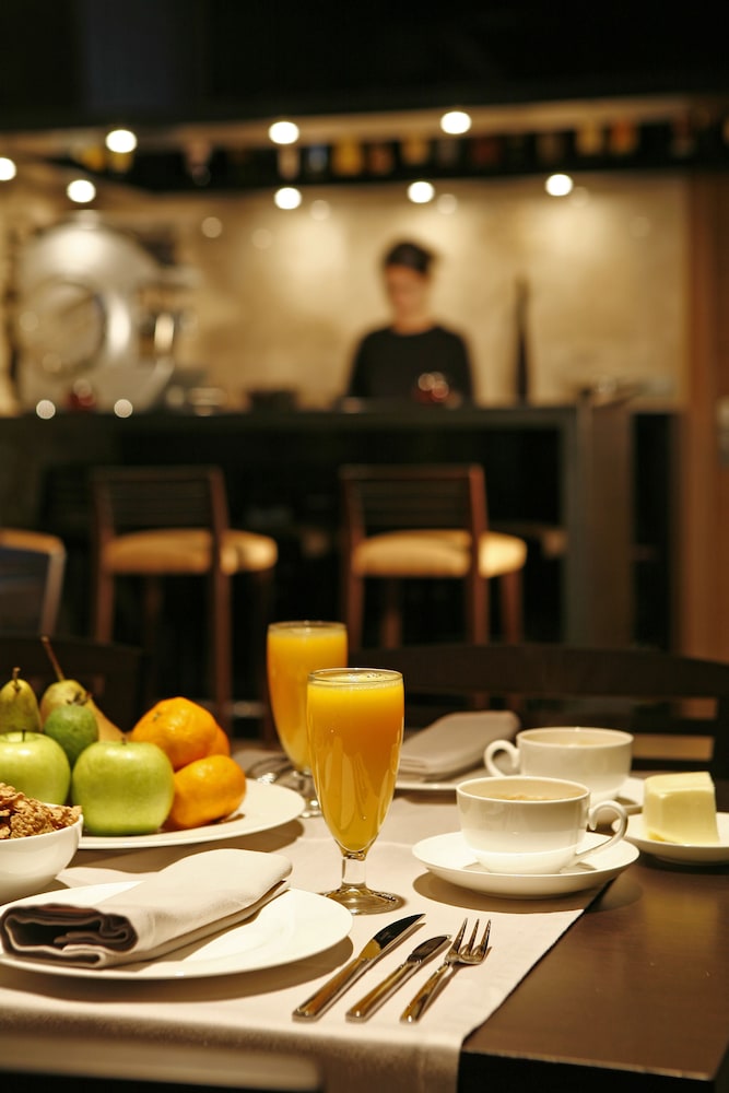 HOTEL ALTAIR 33/40