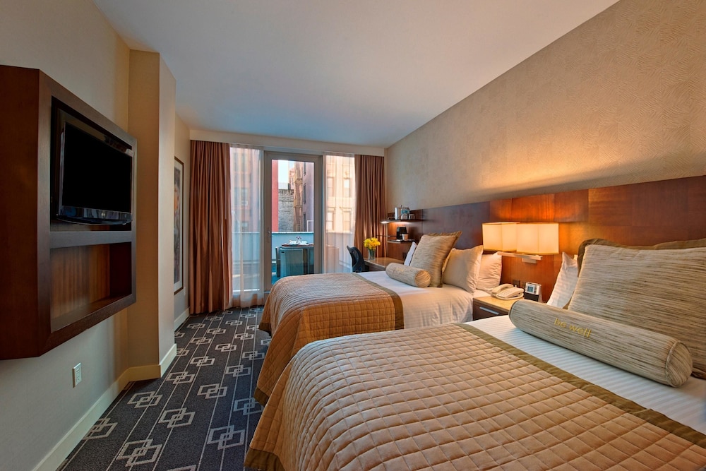 SUPERIOR, 2 DOUBLE BEDS