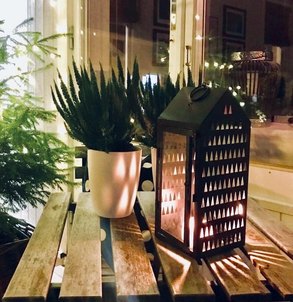 Reenskaug Hotel 2/50