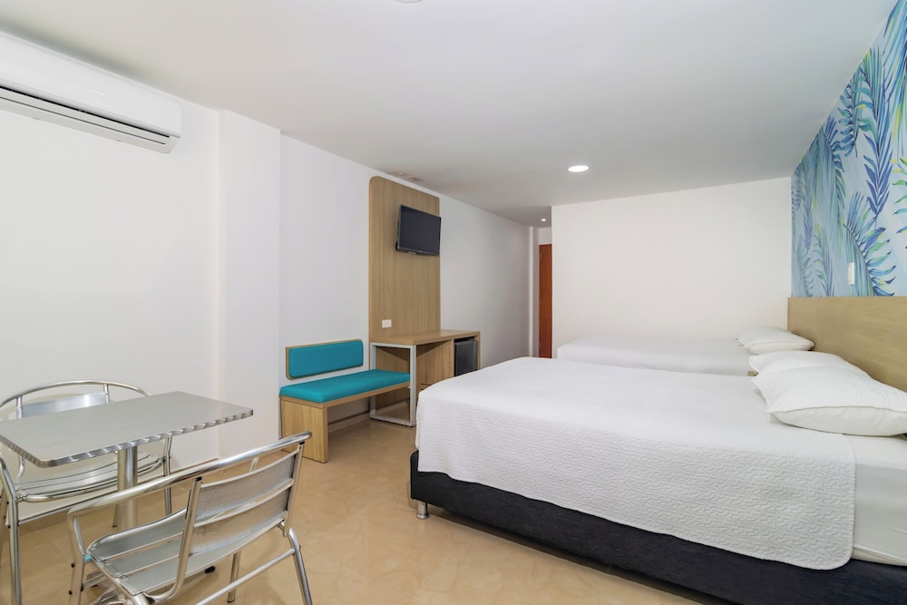 Room, Quadruple, 2 Double Beds, Interior View