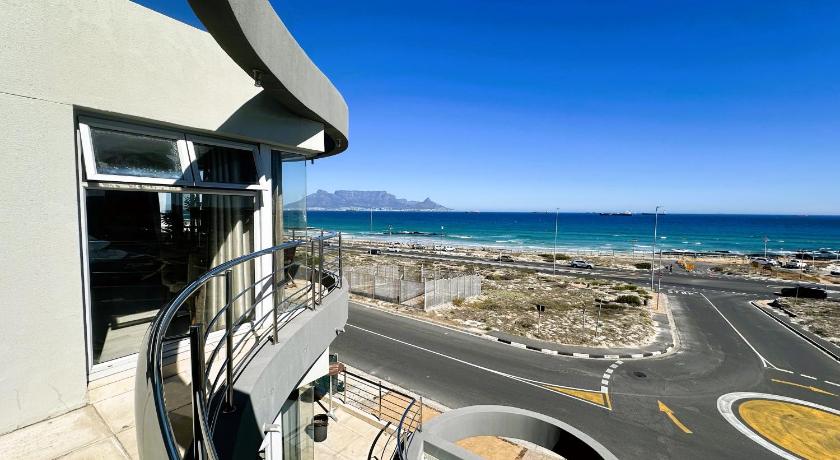 Oceansnest Guest House 46/50