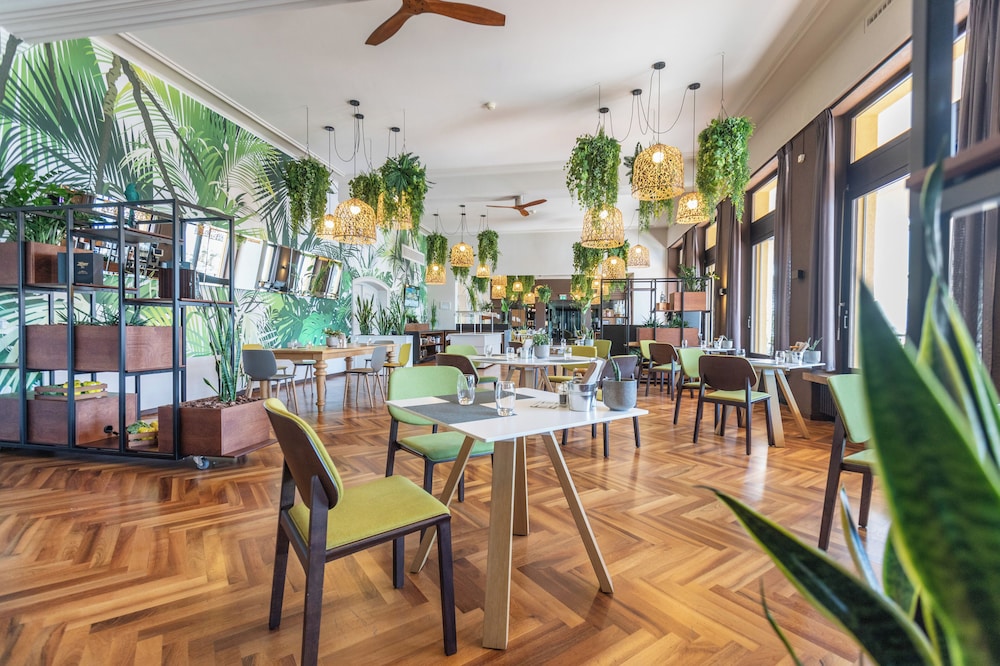 Parkhotel Brenscino 24/50