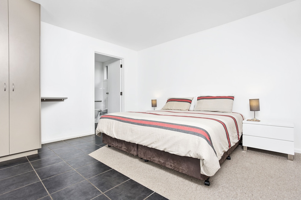 Port Fairy Motor Inn 20/63