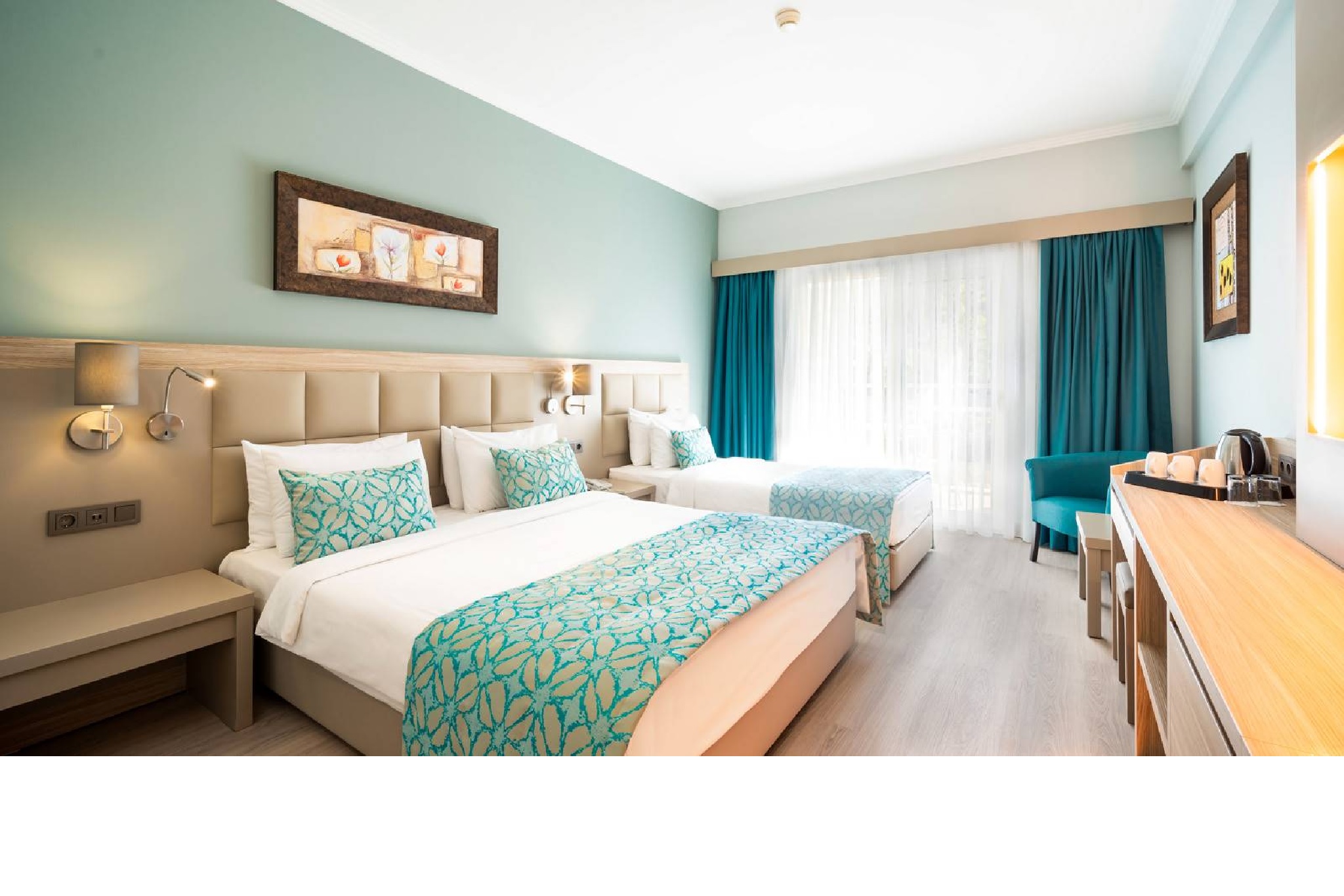 DOUBLE ROOM