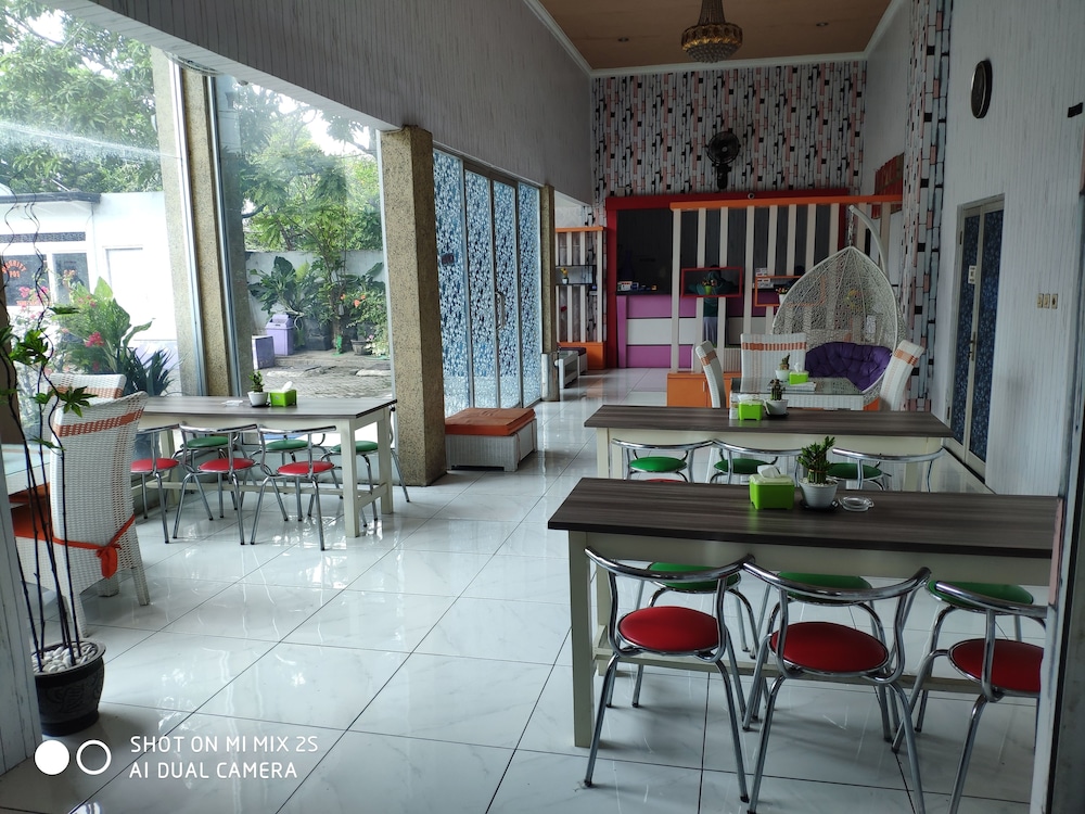 Hotel Boegenviel Syariah 27/32