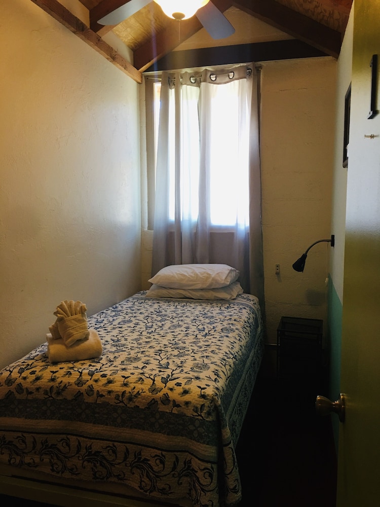 Williams AZ Hostel 32/67