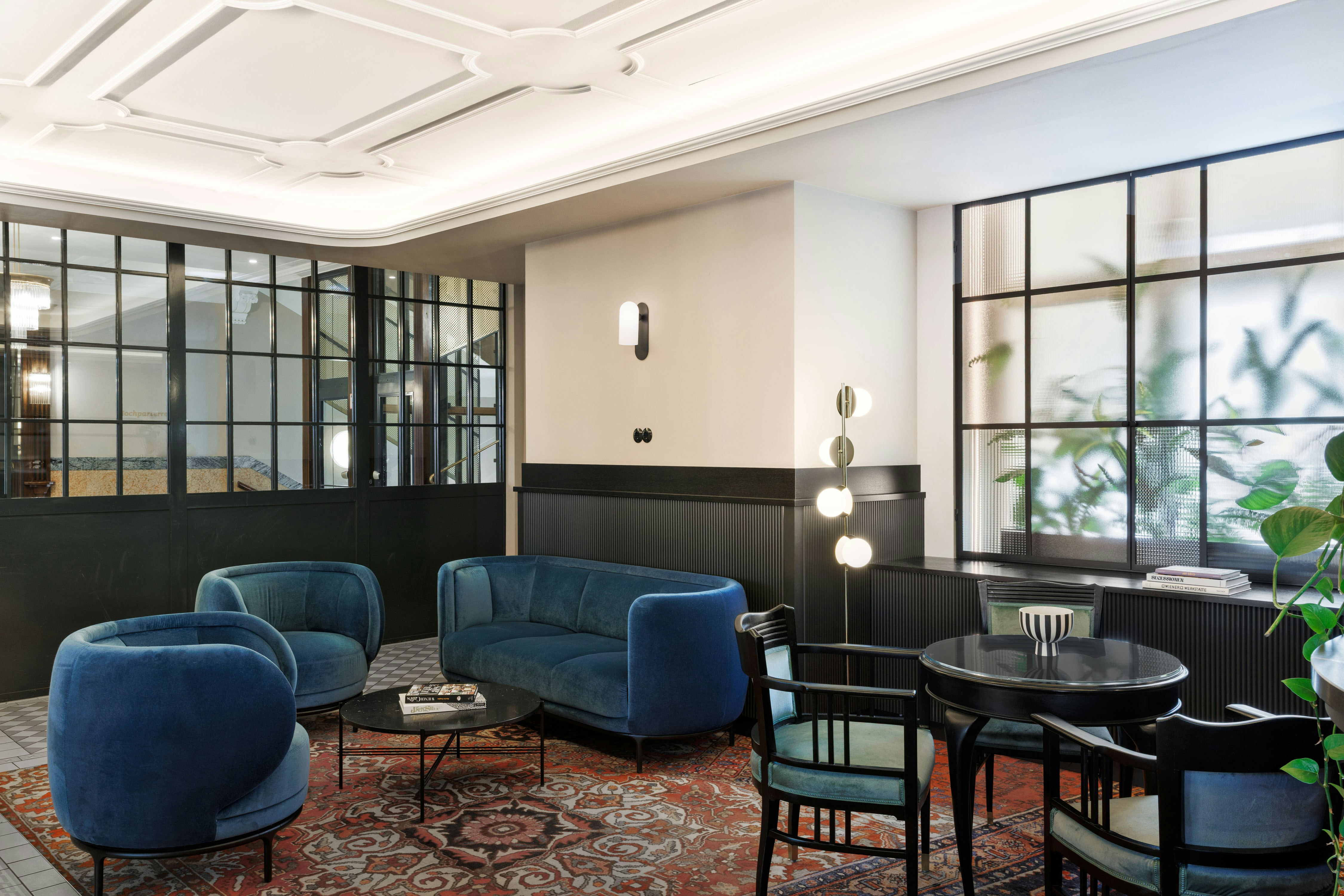 Hotel Astoria Vienna, Curio Collection by Hilton 32/54