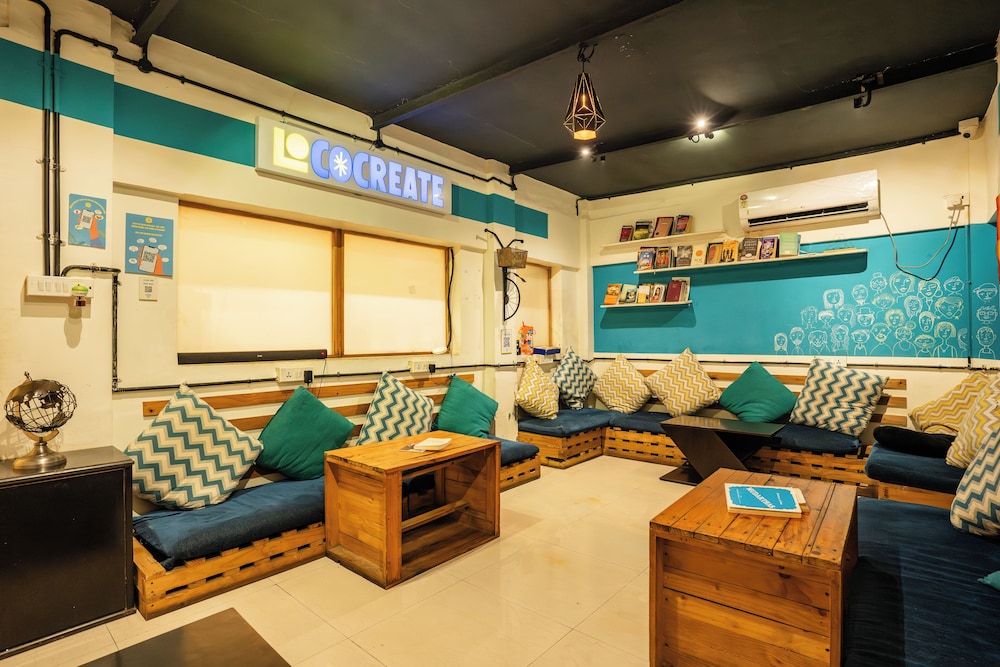 Locomo Hostel - Mumbai Airport 34/50