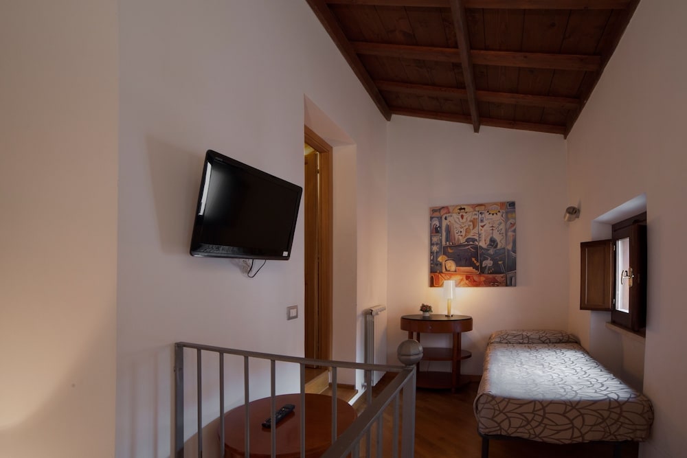 Saint Peter Six Rooms And Suites 45/67