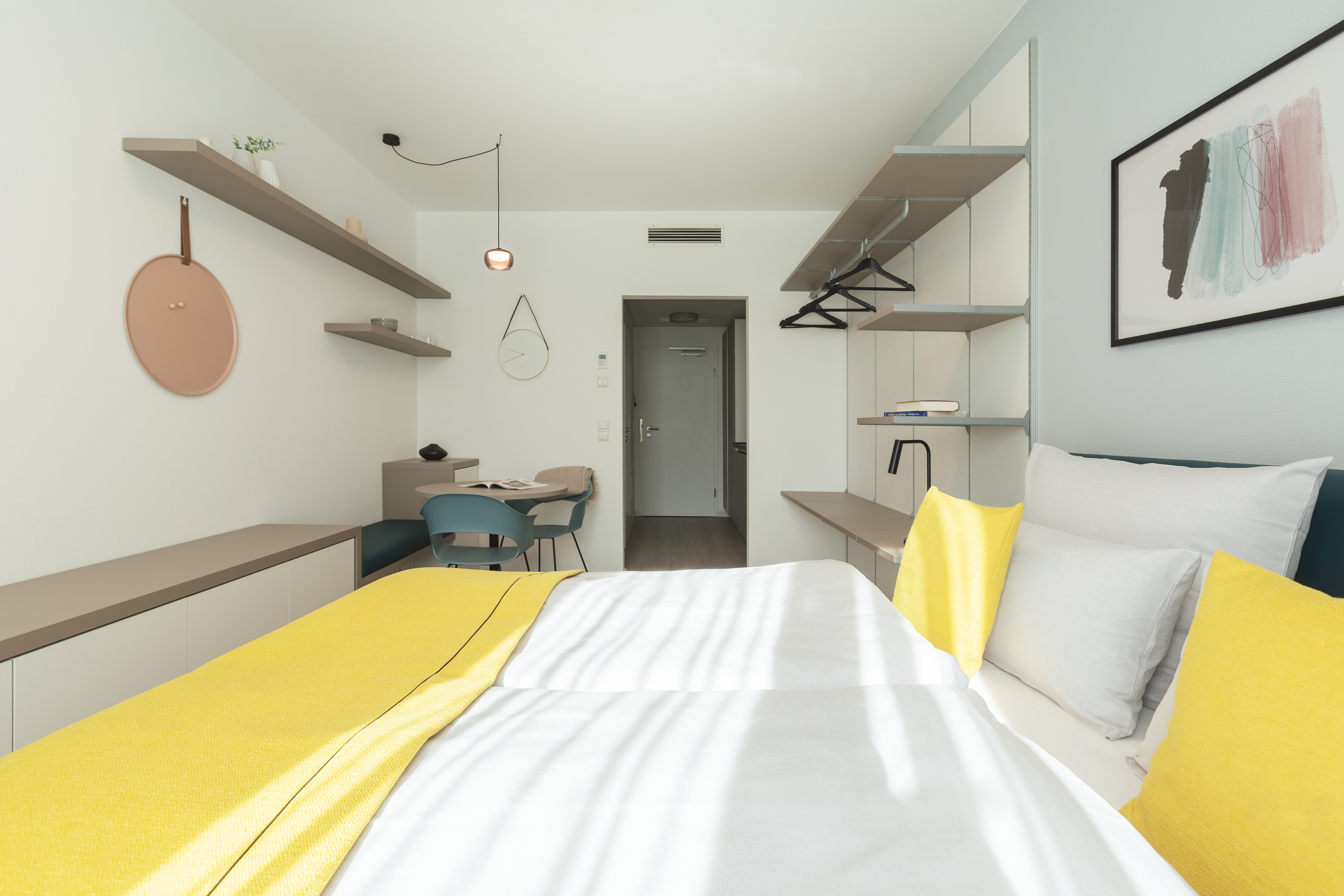 Studio, Suite