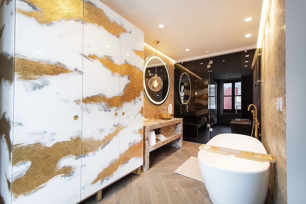 L Hotel Perla Boutique 54/58