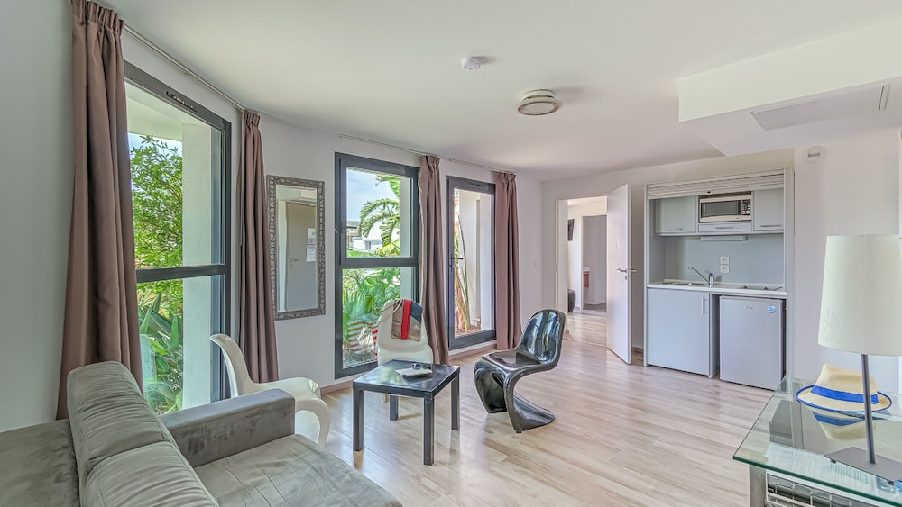 Residence Adriana 57/69