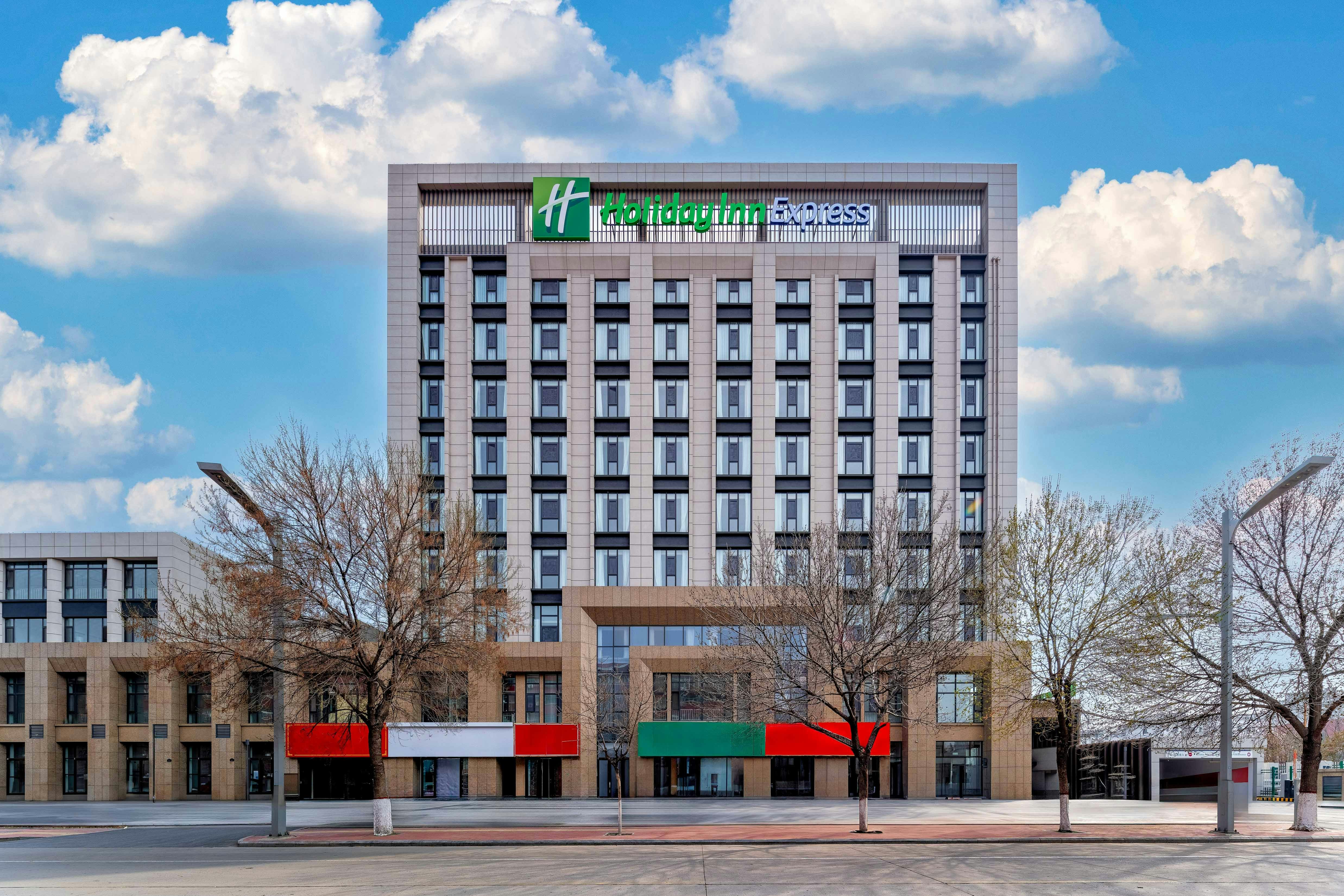Holiday Inn Express Liaocheng ETDZ 4/32