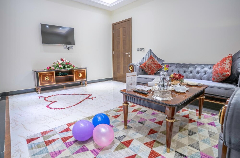 فندق بيوت مكين من ورويك(Makeen Home) 71/98