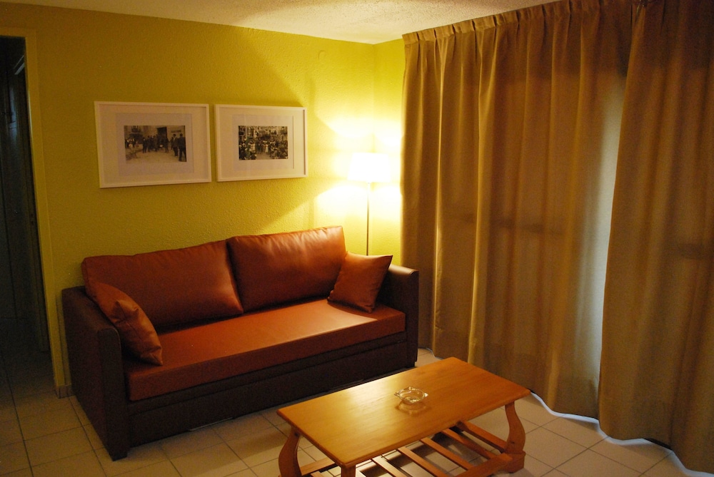 Giberga Apartments 37/68