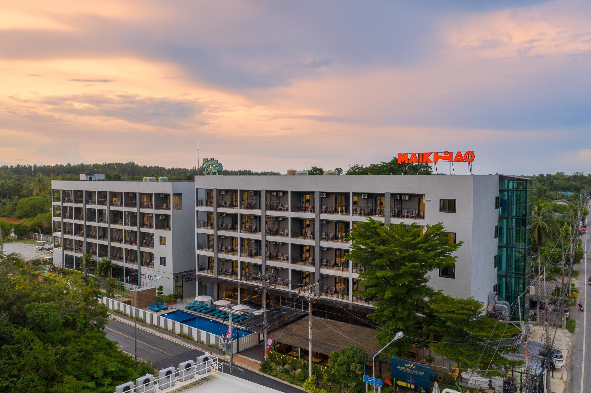 Maikhao Hotel in Mai Khao
