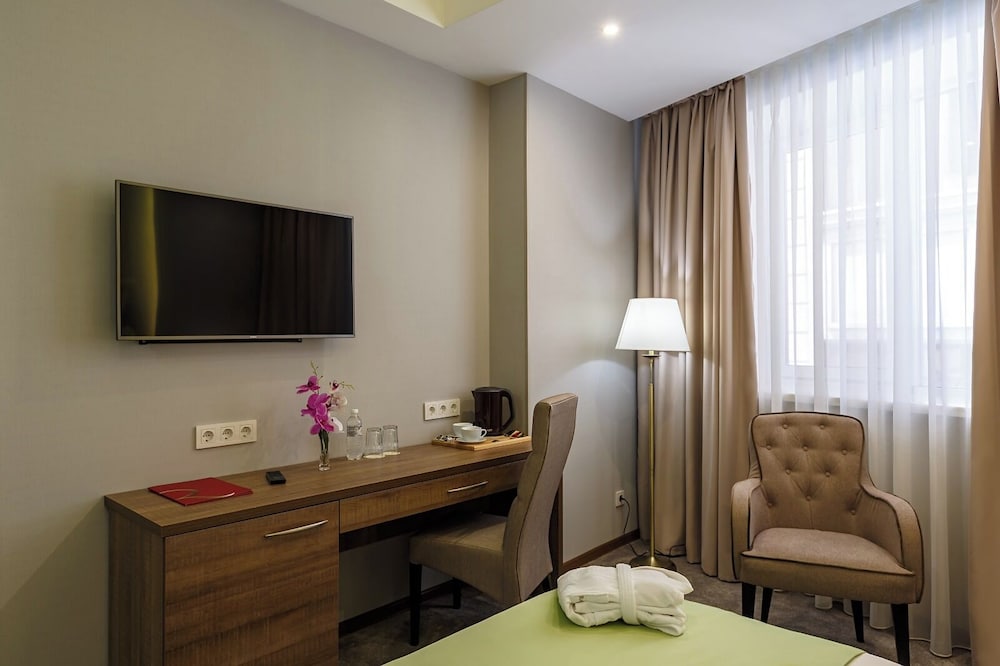 Renion Hills Hotel 45/58