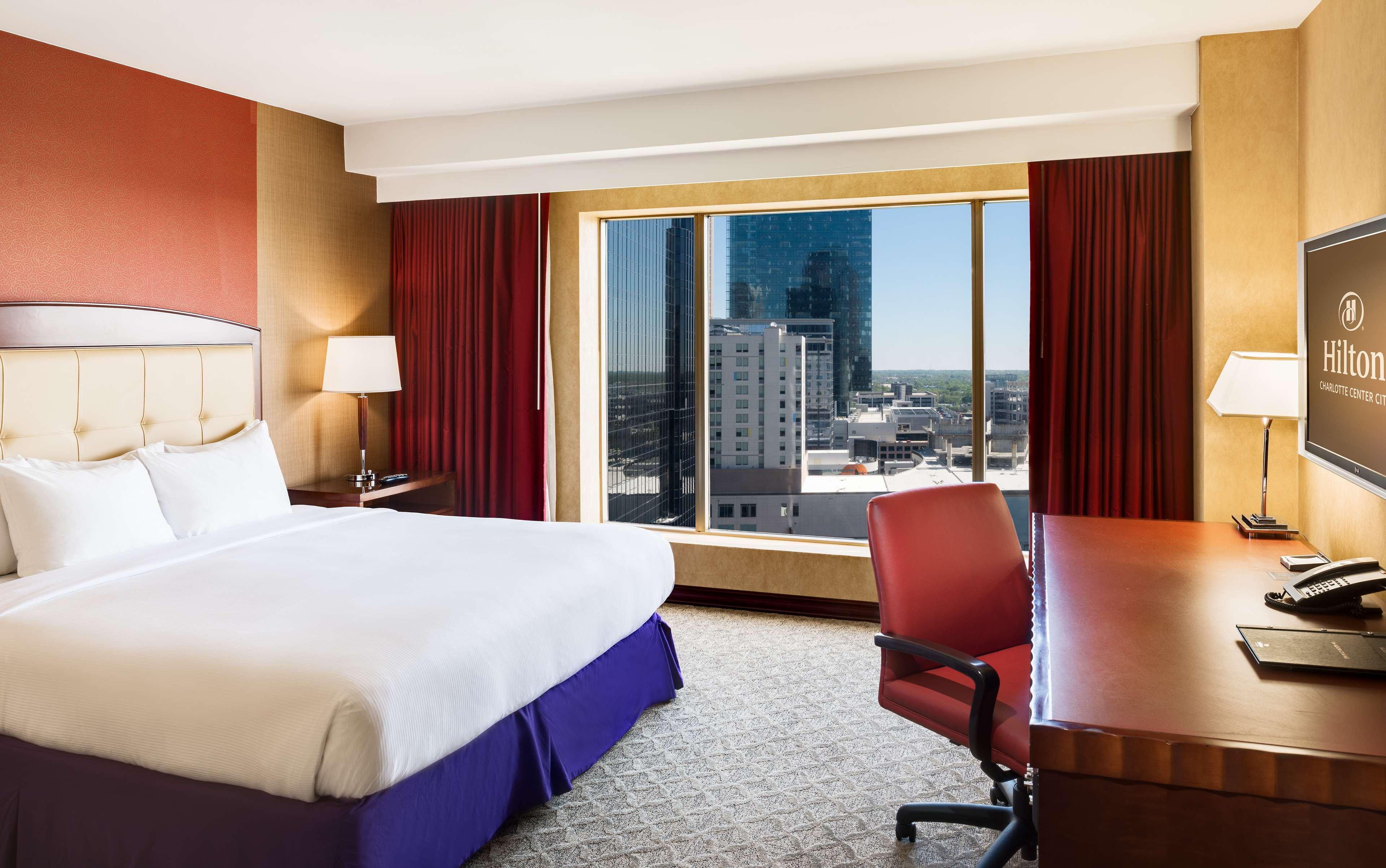 DELUXE, KING BED, CITY VIEW